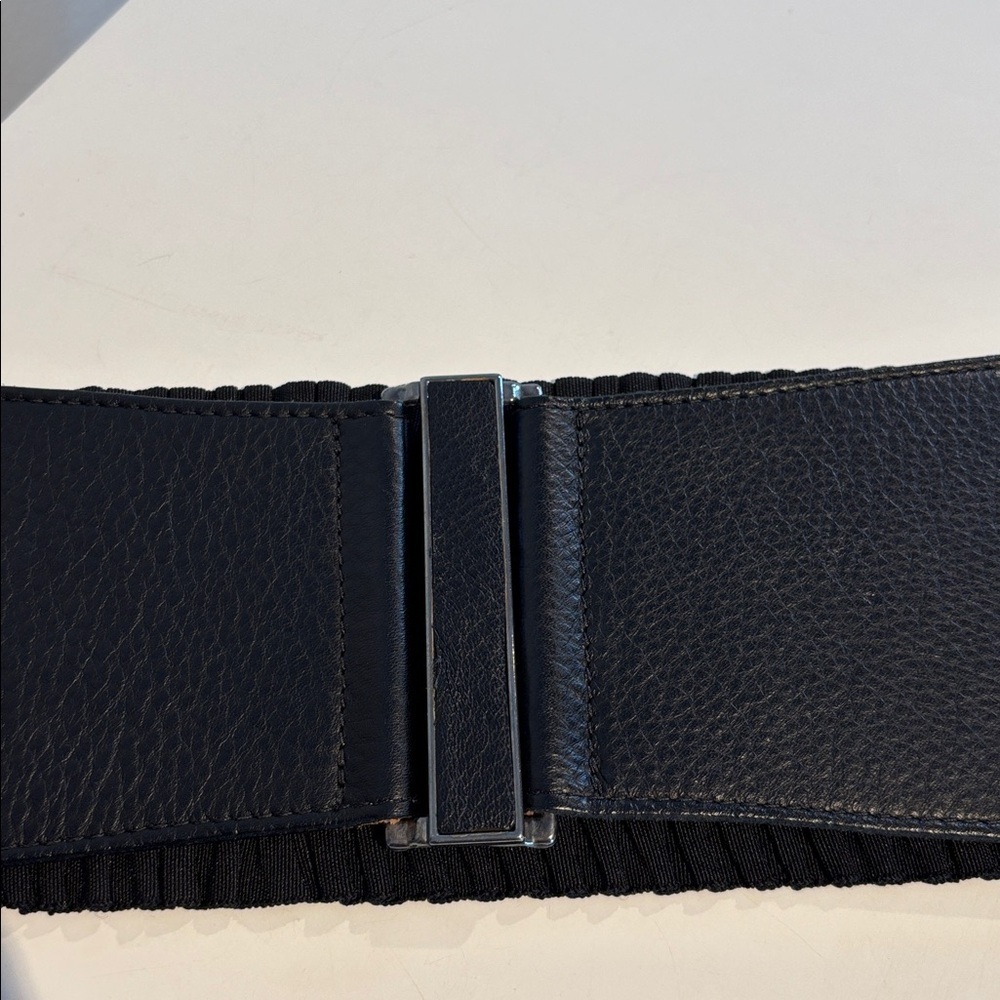 Brave Beltworks wide Black leather elasticized belt size M NWOT - Picture 4 of 12